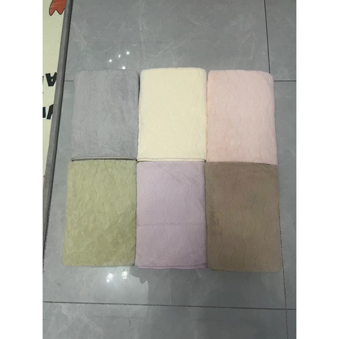 Великий рушник для ванної з водяним візерунком 68x136 см